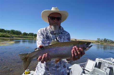 Missouri River Fly Fishing Guide & Outfitter .